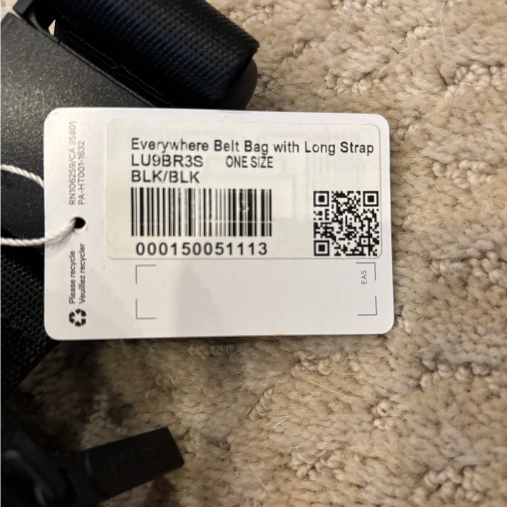 Nwt blavk lululemon everywhere belt bag with xl strap - Picture 3 of 3